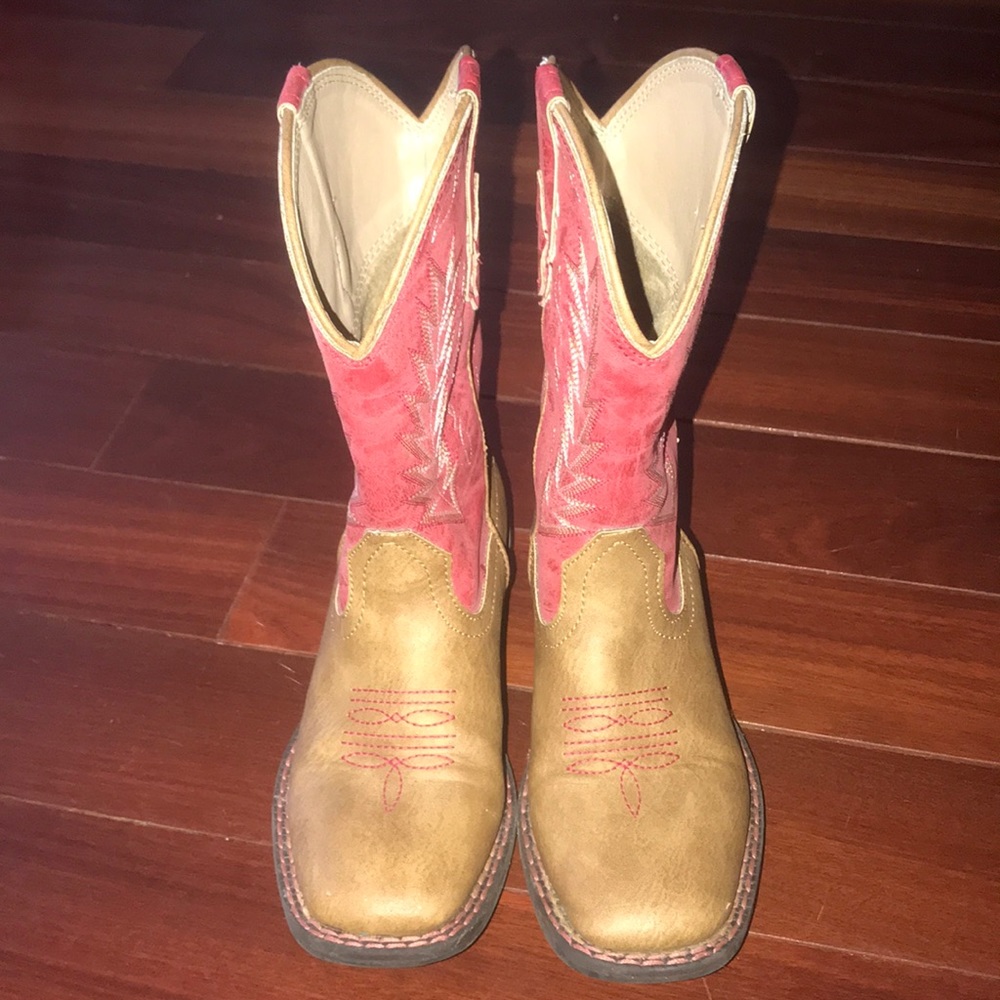 Girls cowgirl boots